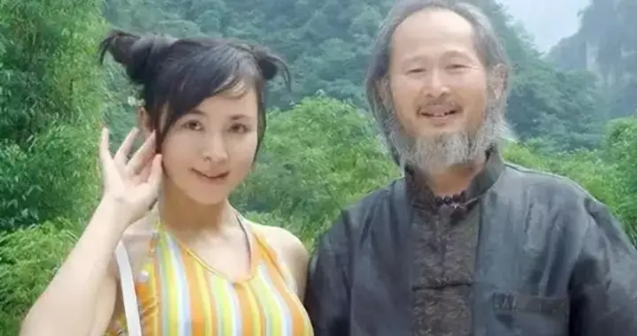 男画家让女儿当人体模特，要求6年不能谈恋爱，女儿：我是自愿的