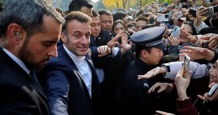 马克龙80人团狂签200亿，3大碰壁中方没松口