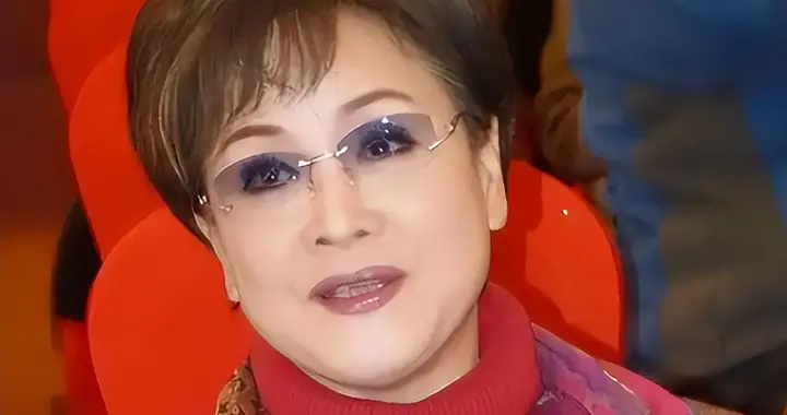 李谷一不再隐瞒，揭晓宋祖英走上高位的真相，观众：原来如此！