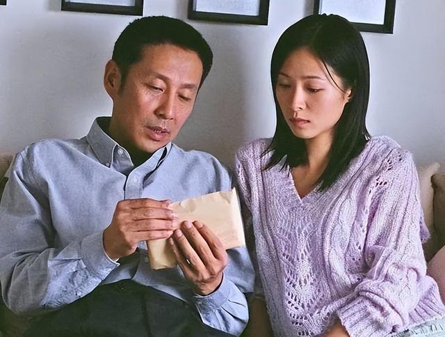 顶级绿茶”江一燕：周旋于男人堆，背刺好友，人设崩塌下场悲惨