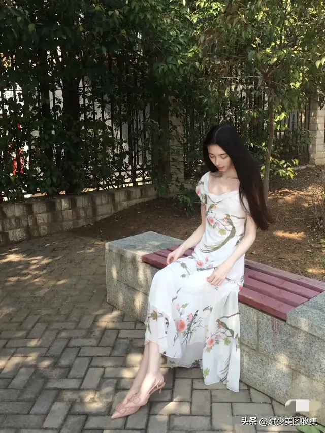 只想做一个普普通通的女孩子