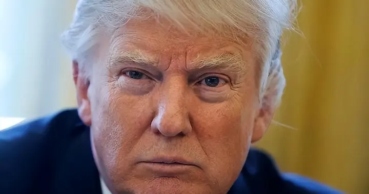 全反了！特朗普没想到的一幕已发生了，哈里斯：中国正在瞧着呢！