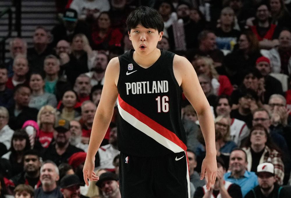 杨瀚森高效仅25分钟，“双塔扛48分钟”真是胜负手吗？