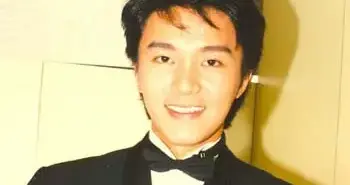 那个踢碎，东亚病夫，牌匾的男人走了