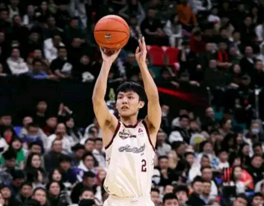 看看这赛季广东宏远全体球员的总得分
