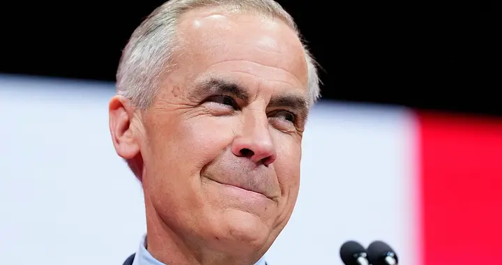 起风了！加总理通告全球，美或损失3700亿美元，台下爆发激烈掌声