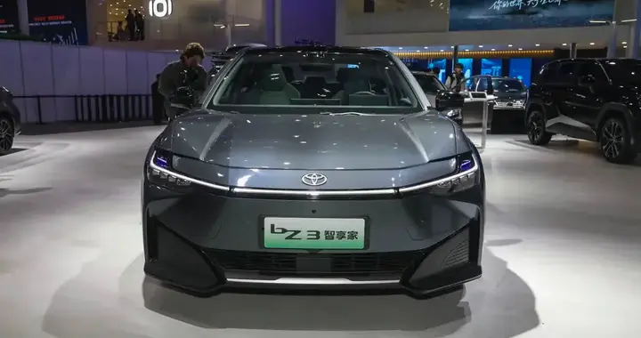 丰田纯电家轿和比亚迪纯电家轿选择哪一个