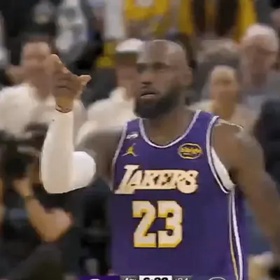 盘球龙：不解风情！ 湖人大比分领先无悬念