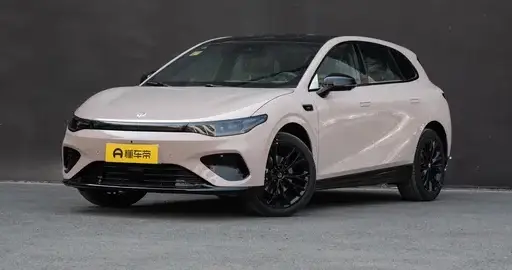 10万预算轿跑怎么选？颜值高配置丰富，这台车很适合年轻人