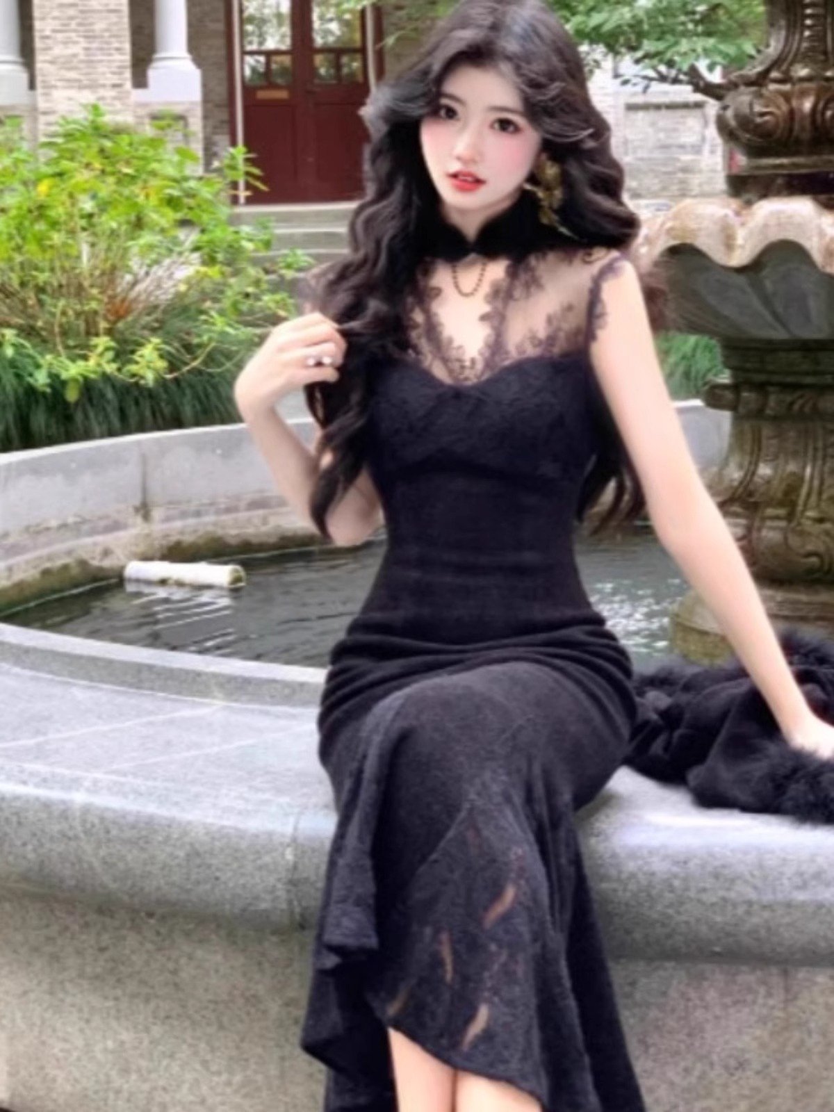 新中式性感蕾丝黑色连衣裙女秋冬高级感修身