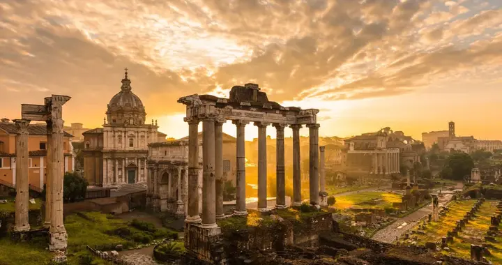 18岁女子公园遭轮奸，未婚夫被迫“欣赏”