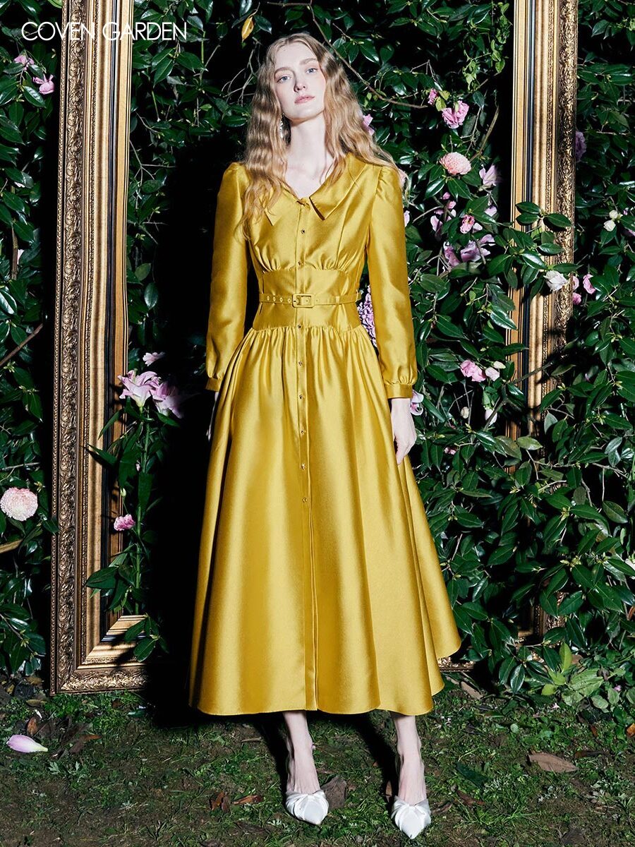 哥文花园2024年春秋新款亮面贵气连衣裙