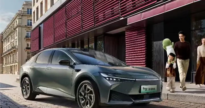 归途有爱，座驾焕新｜一汽丰田新春置换礼：补贴2万，温暖每一程