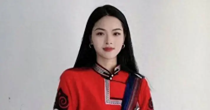 云南美女赵杨珍去世，年仅24岁，事业刚刚起步，去世原因让人痛惜