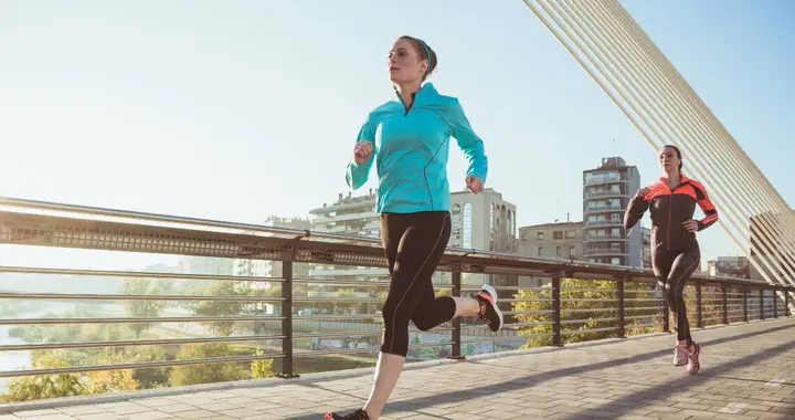 马拉松赛后恢复指南：这5步让你第二天还能上班