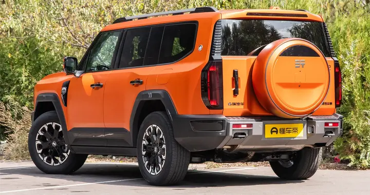 全新硬派SUV纵横G700上市，空悬+CDC减震，够硬派吗？