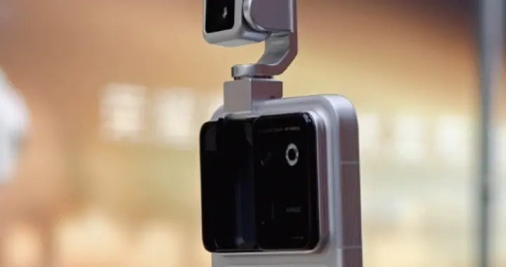 荣耀 Robot Phone亮相！