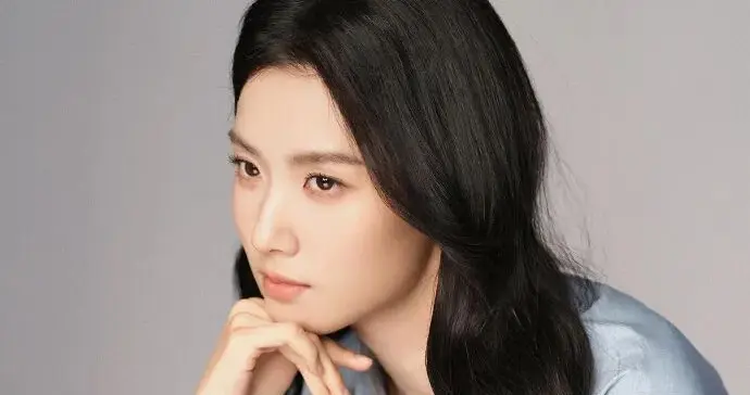 卢昱晓壁纸分享