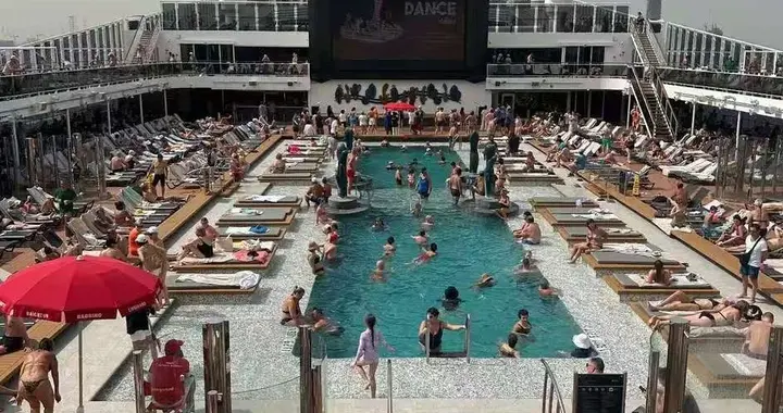 神女号游轮被困迪拜港口，200名中国游客经历七日惊险后安全回国