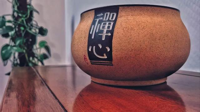 在茶园自在采翠芽：接下来为你补全，句句直