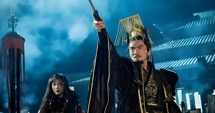 三千年前最狂帝王！当众拿箭射天辱神，下一秒就被雷劈死