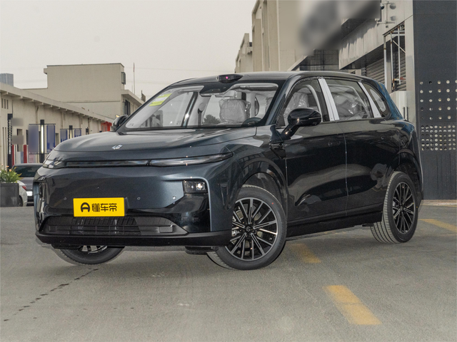 比亚迪真正的“劲敌”！48小时订单突破3.1万辆，仅9.98万起