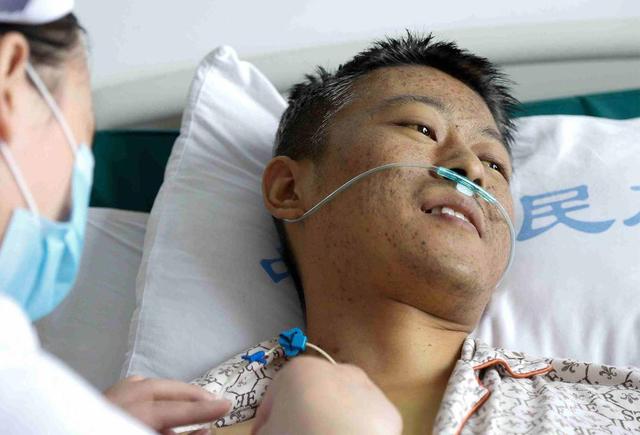 一周超过10次！一男子查出肝癌晚期，医生呵斥：这么做真是不要命