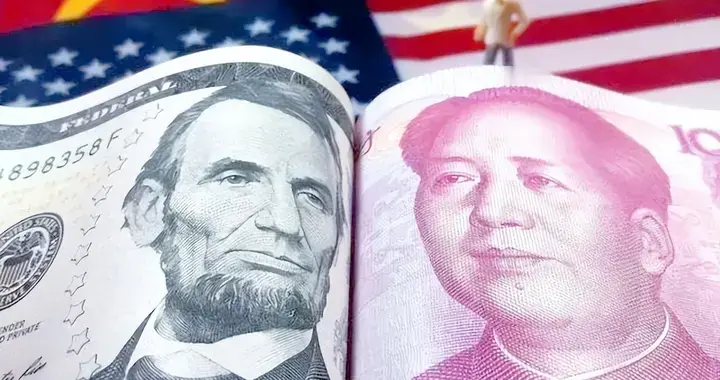 人民币国际化真相：别被“去美元化”忽悠了，三大数据揭真实差距