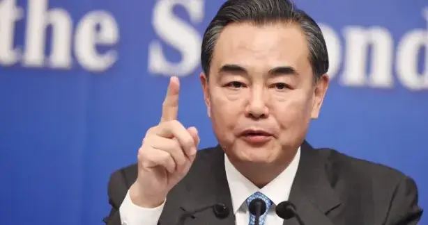 中方给足面子！特朗普刚到白宫，中方官宣重大消息，高市再遭打击