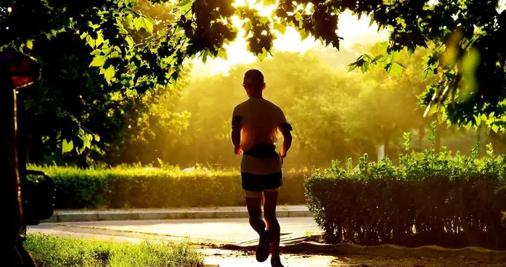 在正确的时间运动，事半功倍