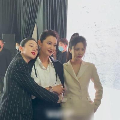 大公无私de贝贝：虽然昨晚很多人骂张慧雯