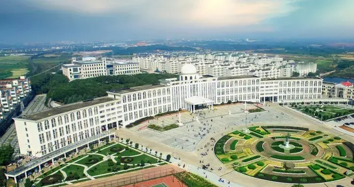 江西南昌这所因为发钱而出圈的大学，是一所什么样的大学？