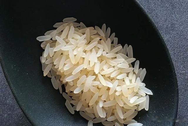 不吃大米饭可以减肥吗？