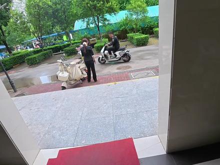 没看我干啥的吗？