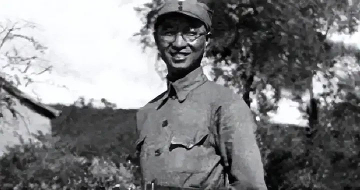 1947年，陈赓4万人被30万大军堵在伏牛山