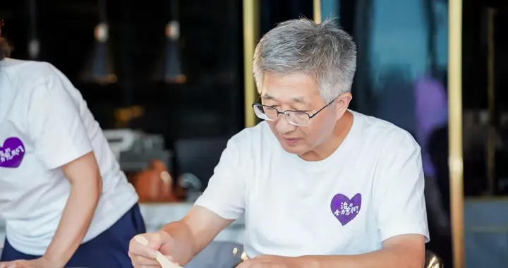 生命战场上的「猎豹刚哥」如何用八年时间实现重生？