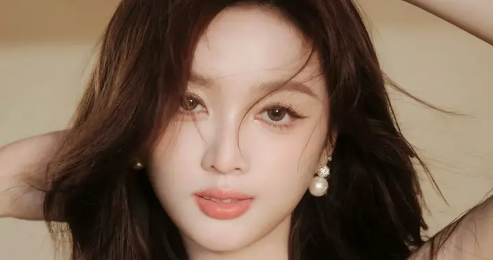 吴宣仪人鱼裙超甜美