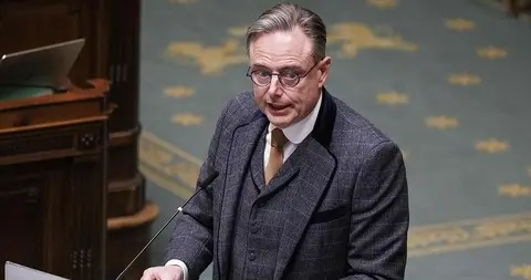 “骂战”升级！美欧盟友生隙