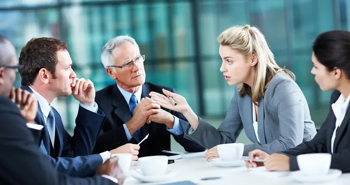 skeleton in the closet用法解析