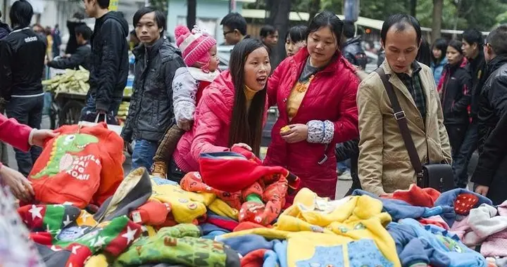 央视曾曝光！医疗垃圾黑色产业链，连孩子也不放过，家长们注意了