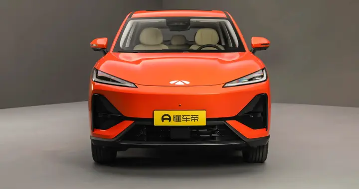 元PLUS 竞争对手来了 风云T7定档8月12日开启预售 续航超600km