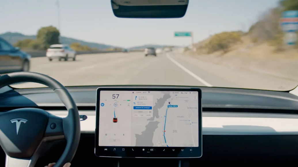 回应对手，特斯拉发布FSD安全报告：事故率远低于美国平均水平