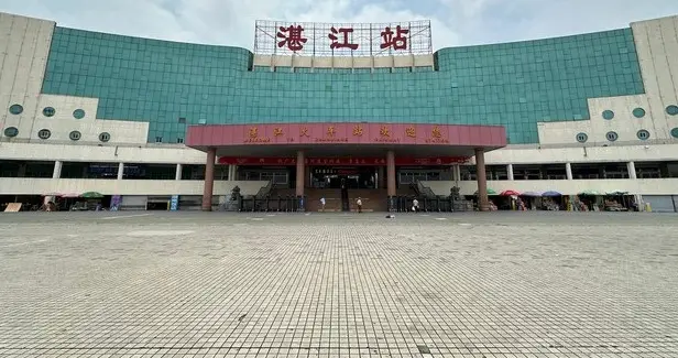 高铁时代湛江仍有多趟始发绿皮火车