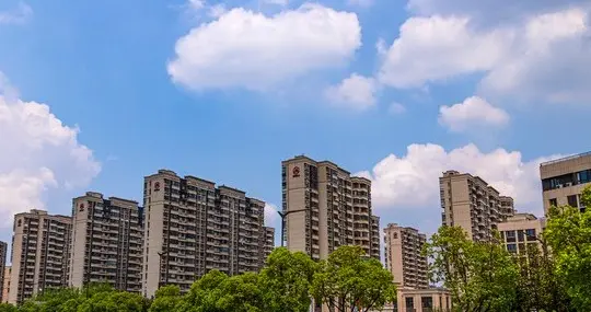 高校排名=金钱游戏？砸钱就能上榜，这种排名有何意义？