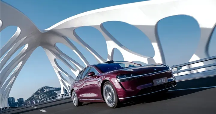 从预售火爆看享界S9的产品哲学：智能不是噱头，而是日常