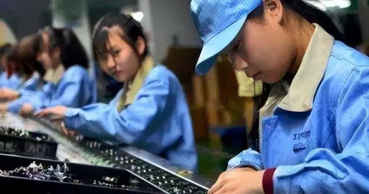 月薪上万却没人来？这个行业陷入“用工荒”，年轻人为啥不干？
