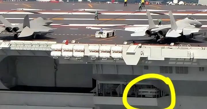 放弃火箭深弹！福建舰暗藏水下黑科技，专治美军顶级重型鱼雷