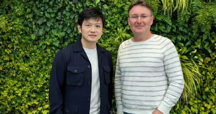 乒乓队员动态：樊振东会见名企高管，两前国手复出，龙蟒支援国乒