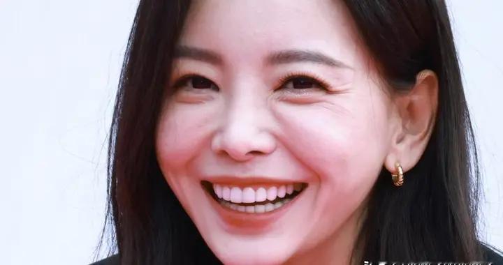 于文文晕倒，他来救场——吴克群的唱功、创作力如何？硬核分析！