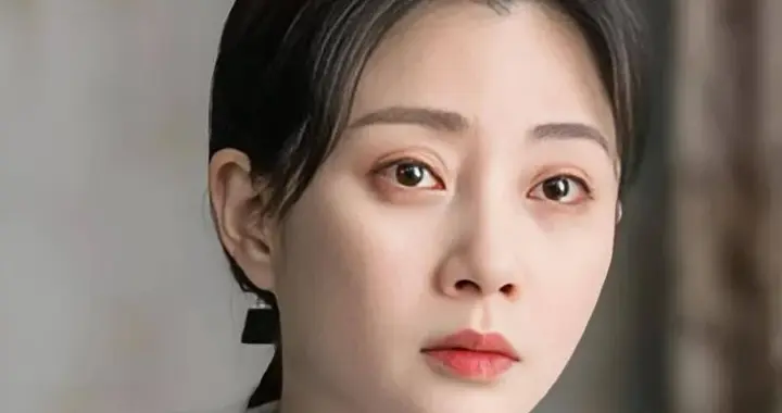 当年迷倒万千观众，坚持不婚不生，46岁的她活出独一份漂亮